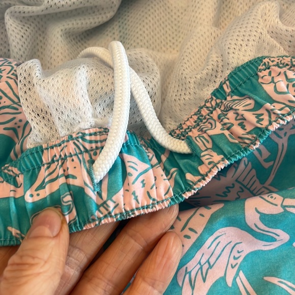 Vineyard Vines Swim Trunks - Picture 5 of 7